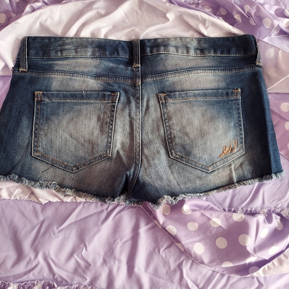 Express jean shorts - Picture 2 of 2